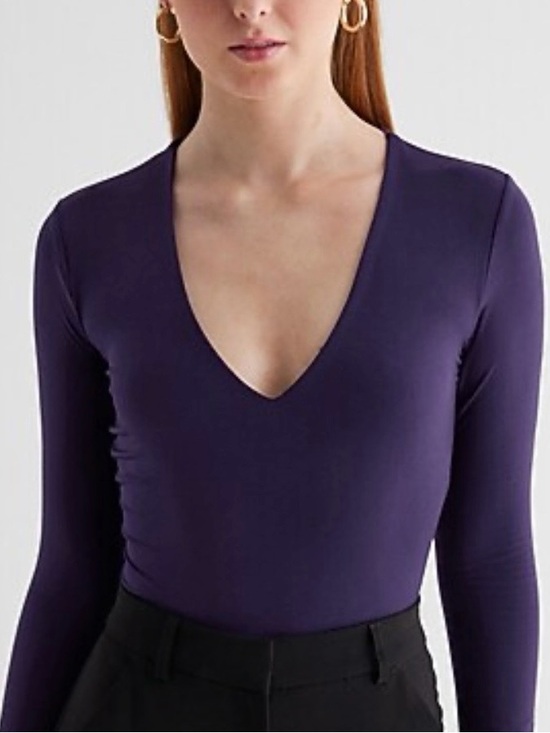 Express Tops - Express Body Contour V-Neck Long Sleeve Bodysuit Purple - XS